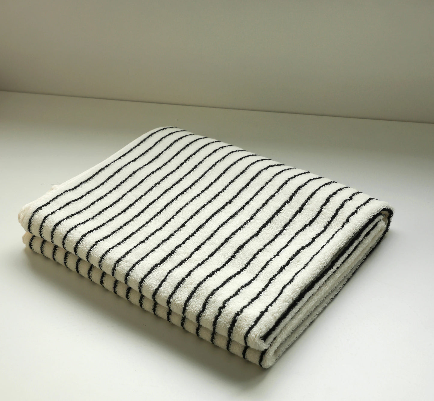 Comfy Minimalist Striped Towel Set